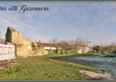 Annonces immobilières à Vouzailles 86170 longère maison plain-pied géothermie Parthenay Neuville-de-Poitou Poitiers - entrée côté Garonnerie - agence immobilière - Buxerolles 86180