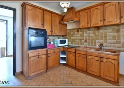 Annonces immobilières à Buxerolles 86180 - Cuisine maison à rénover - agence immobilière