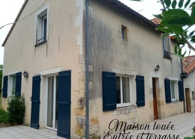 Annonces immobilières à Biard 86580, aux portes de Poitiers, location au 32 - Entrée et terrasse - agence immobilière - Buxerolles 86180